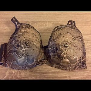 Cacique Intimates Black Over Cream Lace Bra 40DD